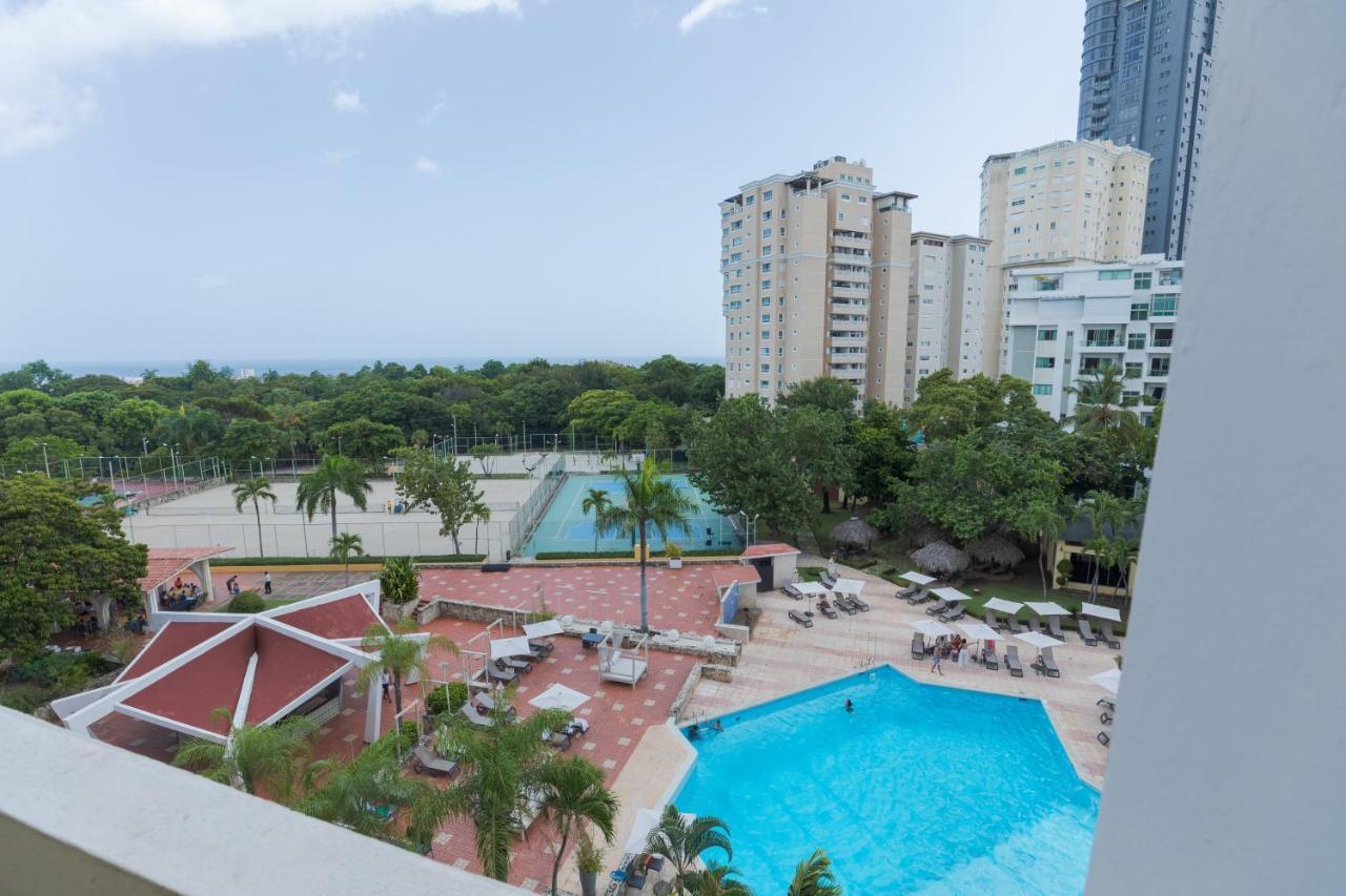 Dominican Fiesta Hotel Santo Domingo Ngoại thất bức ảnh Swimming pool