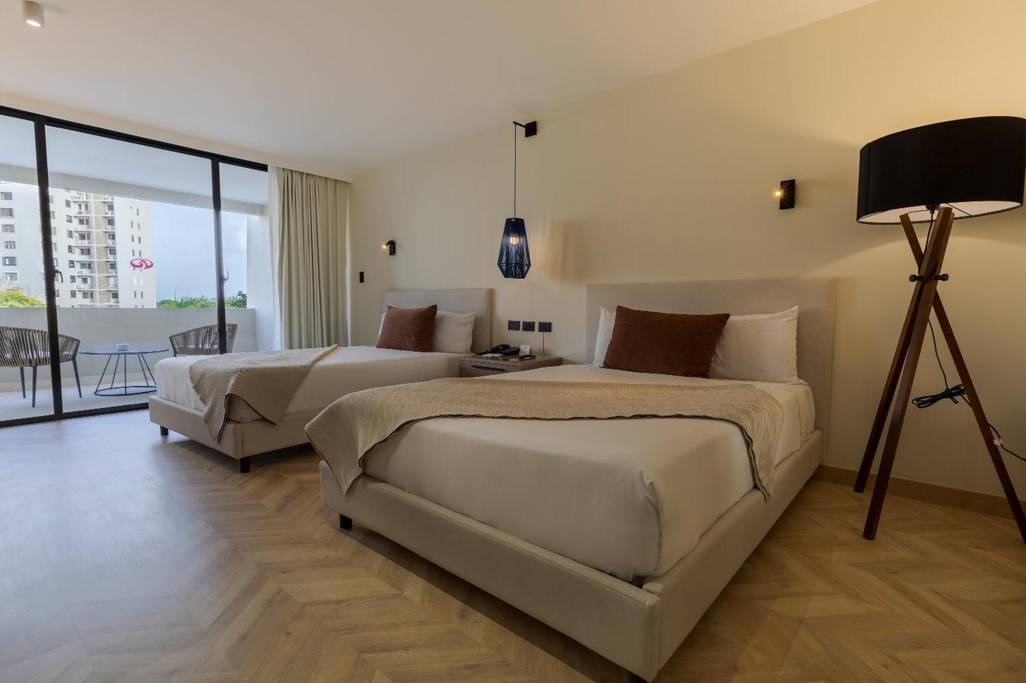 Dominican Fiesta Hotel Santo Domingo Ngoại thất bức ảnh A room at the hotel
