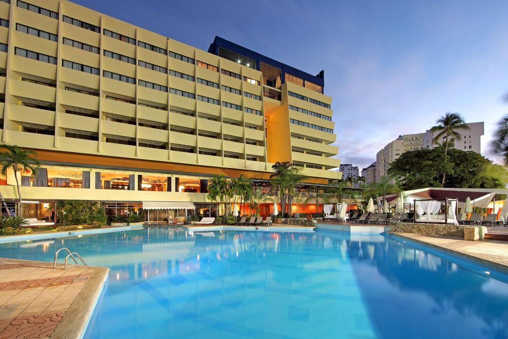 Dominican Fiesta Hotel Santo Domingo Ngoại thất bức ảnh The Royal